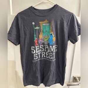 Sesame Street t-shirt S